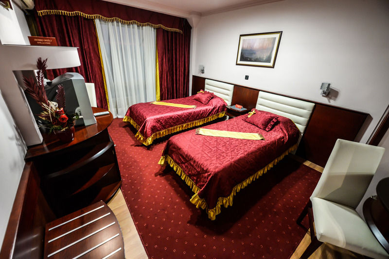 Hotel Park Újvidék Kültér fotó
