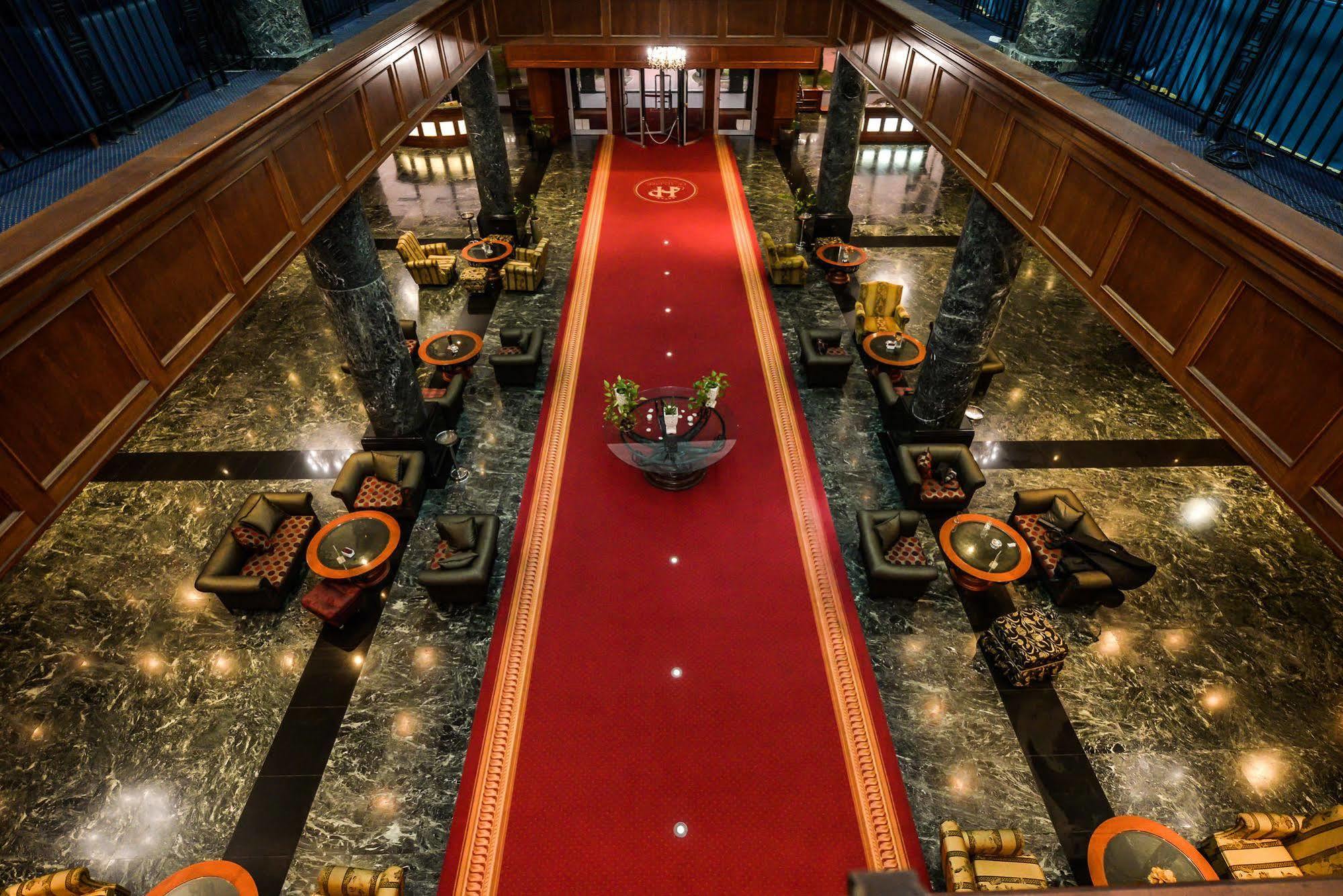 Hotel Park Újvidék Kültér fotó